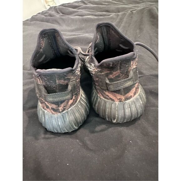 US SIZE 6.5 Yeezys adidas boost 350 V2 black and brown - Picture 5 of 7